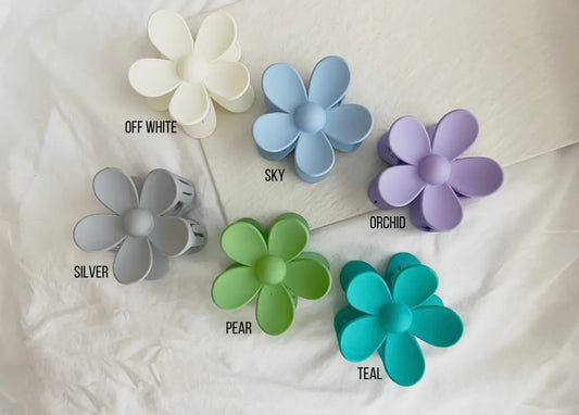 Ava Flower Clip